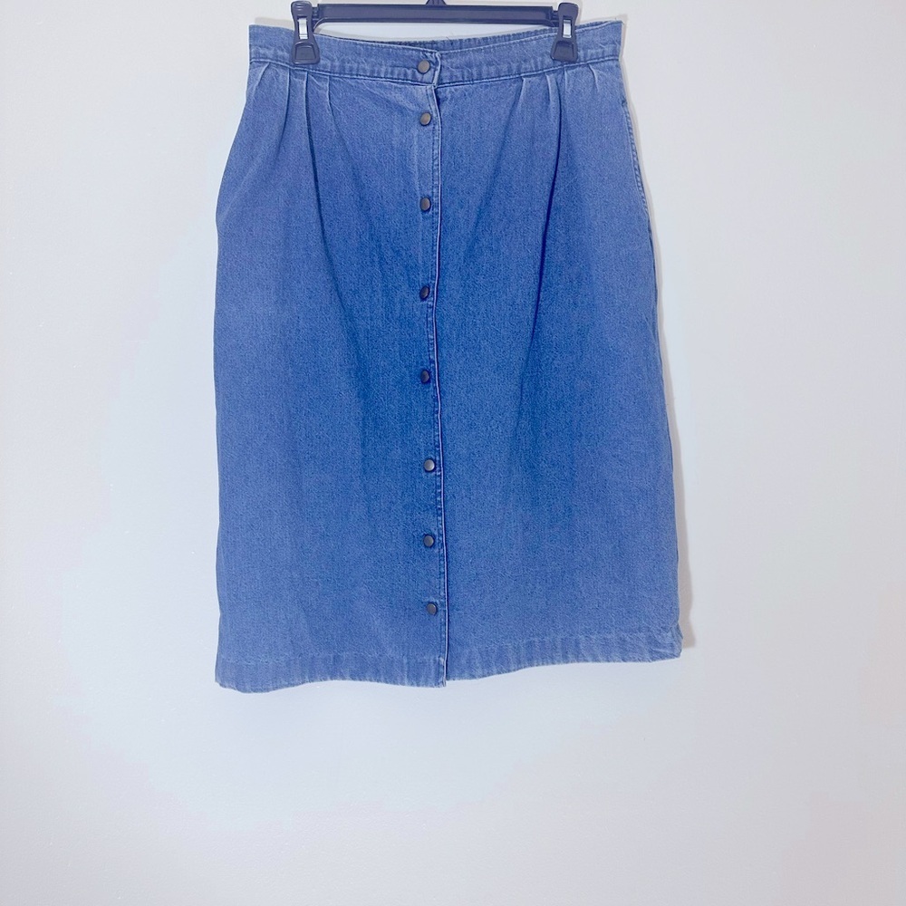Vintage denim button down high waisted pockets midi skirt size M
